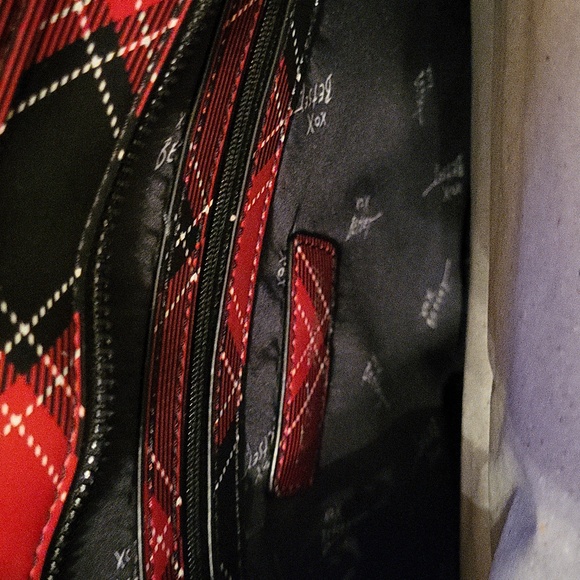 BETSEY JOHNSON skull 💀 detailed - Picture 8 of 8